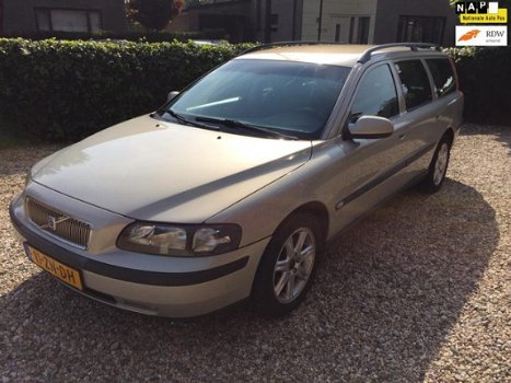 Volvo V70 - 2.4 Comfort Line - 1