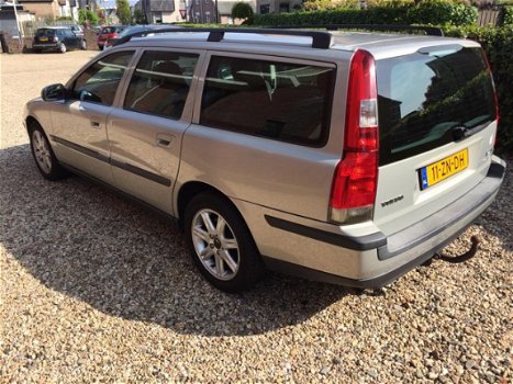 Volvo V70 - 2.4 Comfort Line - 1