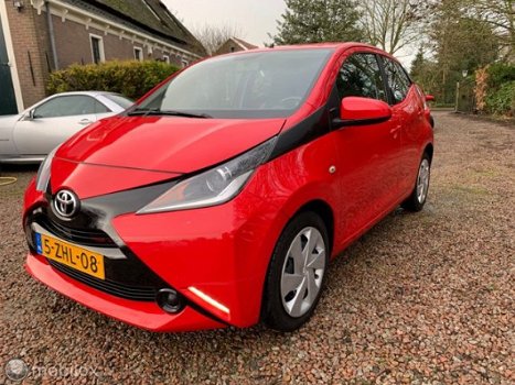 Toyota Aygo - 1.0 VVT-i x-play - 1