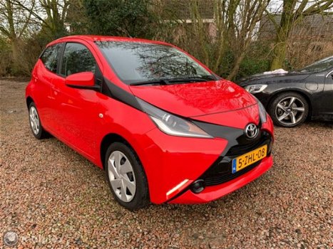 Toyota Aygo - 1.0 VVT-i x-play - 1