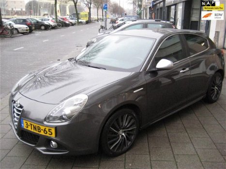 Alfa Romeo Giulietta - 1.4 T Distinctive - 1