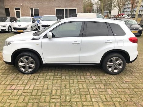 Suzuki Vitara - 1.6 Business Edition Navi/Camera/Clima/Cruise/Trekhaak - 1