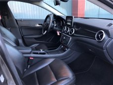 Mercedes-Benz CLA-klasse Shooting Brake - 200 CDI Lease Edition - Xenon - Leer - Navigatie