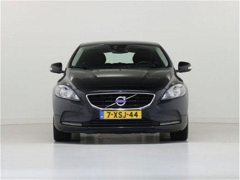 Volvo V40 - 2.0 D4 191 PK 6-Bak Kinetic (BNS) - 1