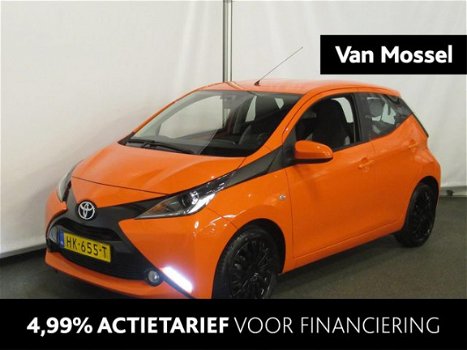 Toyota Aygo - 5drs. 1.0VVT-i X-Clusiv (Camera/Led/Tel.) - 1