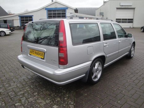 Volvo V70 - 2.0T 180pk. Classic Youngtimer 118.765km - 1