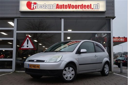 Ford Fiesta - 1.6 TDCi Ghia / Radio Cd / Airco / 2005 - 1