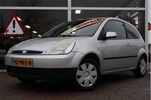 Ford Fiesta - 1.6 TDCi Ghia / Radio Cd / Airco / 2005 - 1