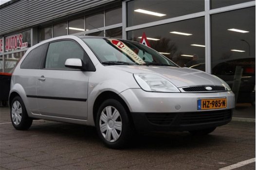 Ford Fiesta - 1.6 TDCi Ghia / Radio Cd / Airco / 2005 - 1