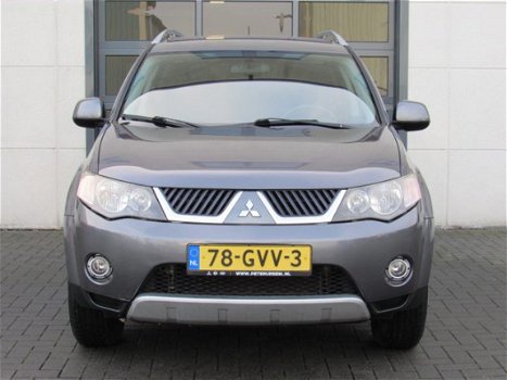 Mitsubishi Outlander - 2.4 Intro Edition 2WD Trekhaak NL Auto NAP - 1