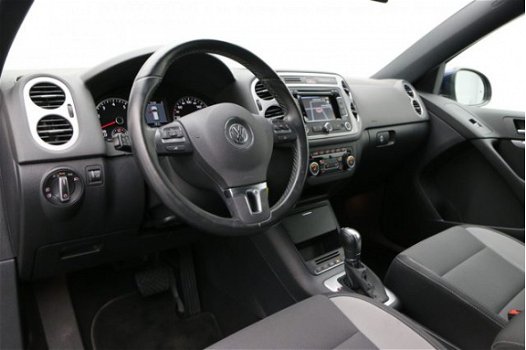 Volkswagen Tiguan - 1.4 TSI 160PK DSG Life All-Inclusive | Navigatie | Panoramadak | Trekhaak wegkla - 1