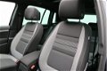 Volkswagen Tiguan - 1.4 TSI 160PK DSG Life All-Inclusive | Navigatie | Panoramadak | Trekhaak wegkla - 1 - Thumbnail