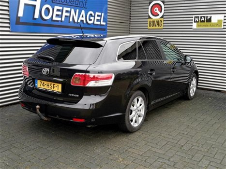 Toyota Avensis Wagon - 2.0 VVTi Panoramic Business Special - 1