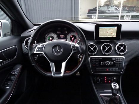 Mercedes-Benz A-klasse - 180 Ambition AMG Pakket | Navi | Bi Xenon - 1