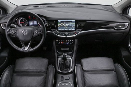 Opel Astra - 1.4 Innovation 150PK Achteruitrijcamera Verwarmde lederen comfortstoelen met massagefun - 1