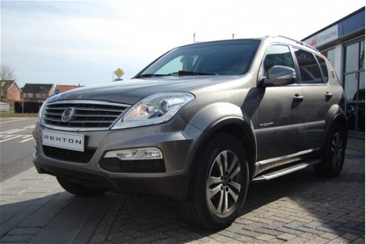 SsangYong Rexton - 4x4 SAPPHIRE - Grijs kenteken - Handgeschakkeld - Marge - 1