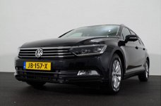 Volkswagen Passat Variant - 1.6 TDI Business Edition R > adaptive cruise / front assist / ACC / DSG