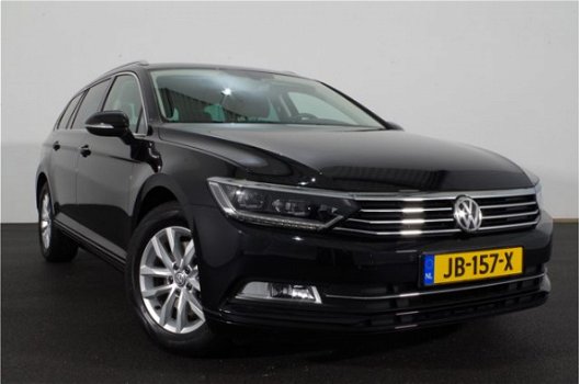 Volkswagen Passat Variant - 1.6 TDI Business Edition R > adaptive cruise / front assist / ACC / DSG - 1