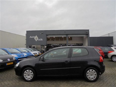 Volkswagen Golf - 1.4 Trendline Airco. Cruise. Elek. Pakket. Schade - 1