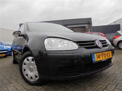 Volkswagen Golf - 1.4 Trendline Airco. Cruise. Elek. Pakket. Schade - 1