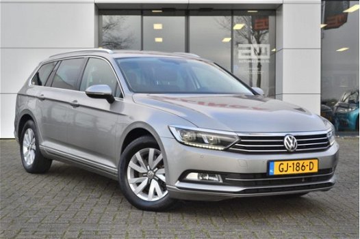 Volkswagen Passat Variant - 1.6 TDI Automaat Ergo Stoelen Navigatie Clima Cruise Control Lmv - 1