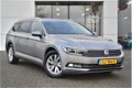 Volkswagen Passat Variant - 1.6 TDI Automaat Ergo Stoelen Navigatie Clima Cruise Control Lmv - 1 - Thumbnail