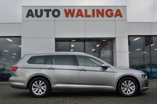 Volkswagen Passat Variant - 1.6 TDI Automaat Ergo Stoelen Navigatie Clima Cruise Control Lmv - 1