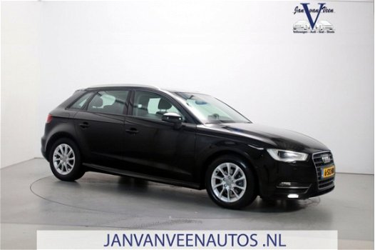 Audi A3 Sportback - 1.6 TDI ultra Edition Xenon Navigatie Pro Parkeersensoren Climate Control - 1