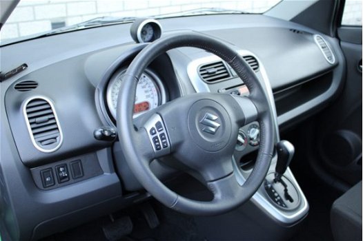Suzuki Splash - 1.2 Exclusive Automaat | Airco | Parkeersensoren achter | Stootlijsten - 1