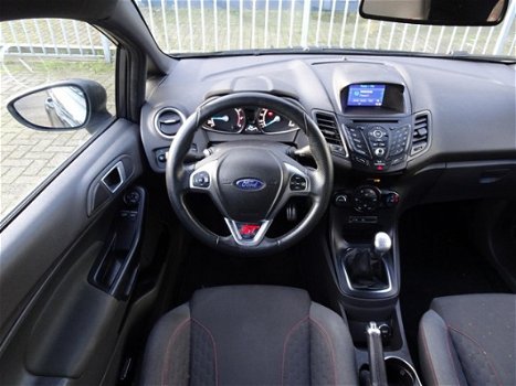 Ford Fiesta - ST-Line 1.0 EcoBoost 125PK | Privacy glass | 17'' LM | Climate | Voorruitverw. | 3drs - 1