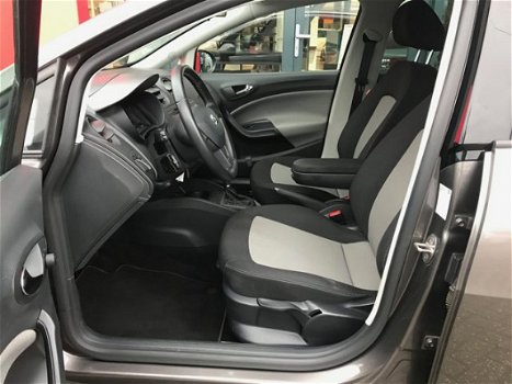 Seat Ibiza ST - 1.2 TSI Style / TREKHAAK / PDC / AUTOMAAT - 1