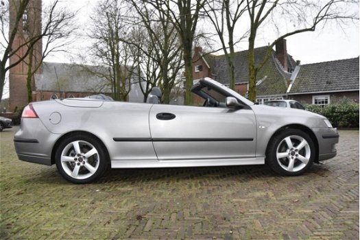 Saab 9-3 Cabrio - 2.0t Vector Zeer nette, complete en originele NL cabriolet - 1