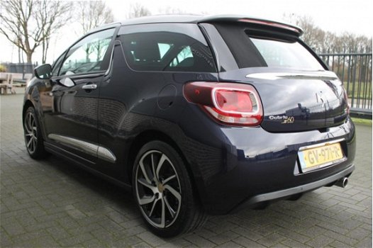 DS 3 Cabrio - 1.2 PureTech So Chic / 110 PK / Navigatie / 1e Eigenaar / Cabrio / Achteruitrijcamera - 1