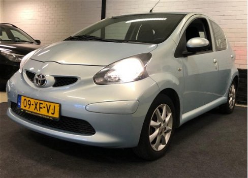 Toyota Aygo - 1.0-12V + Airco/Elek/5DR'S/Automaat/APk/NAP - 1