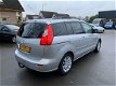 Mazda 5 - 5 2.0 Executive / 7-Persoons / Airco / Parkeersensor etc - 1 - Thumbnail