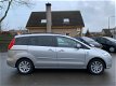 Mazda 5 - 5 2.0 Executive / 7-Persoons / Airco / Parkeersensor etc - 1 - Thumbnail