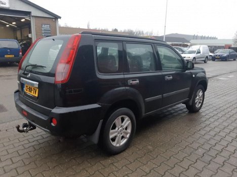 Nissan X-Trail - 2.0 Comfort 2wd - 1