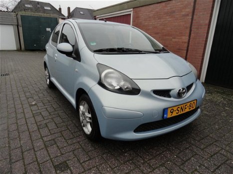 Toyota Aygo - 1.0-12V 5 DRS AIRCO - 1