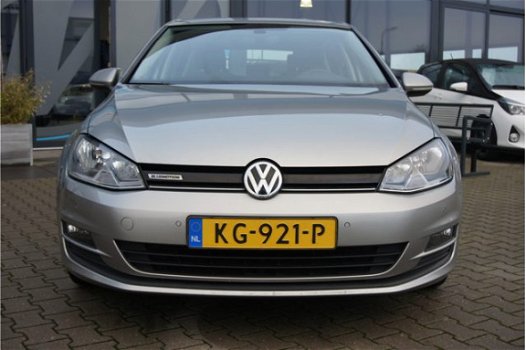 Volkswagen Golf - 1.0 TSI Comfortline Navigatie, Clima - 1