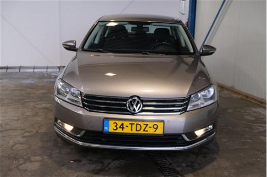 Volkswagen Passat - 1.4 TSI Comfortline BlueMotion - N.A.P. Airco, Cruise, Navi, PDC, Trekhaak - 1