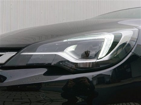 Opel Astra Sports Tourer - 1.4T 150 PK Innovation | LED-Matrix | PDC Voor+Achter | Camera | AGR-Stoe - 1