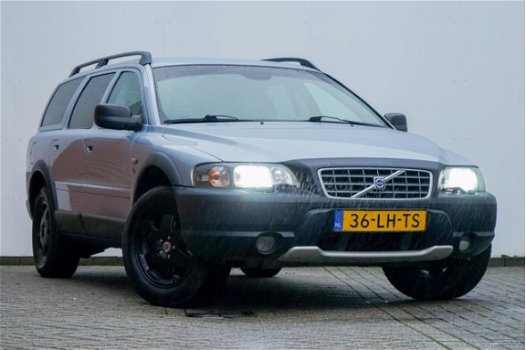 Volvo XC70 - 2.5 T Geartronic Comfort Line 2003 Automaat Leder Youngtimer - 1