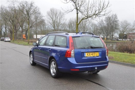 Volvo V50 - 2.0D Summum NAVIGATIE/STOELVERWARMING NETTE STAAT - 1