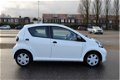 Toyota Aygo - 1.0-12V Cool AIRCO / 5-DEURS / NIEUWE APK - 1 - Thumbnail