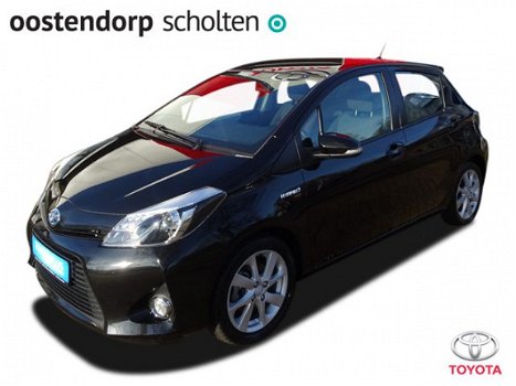 Toyota Yaris - 1.5 Full Hybrid Dynamic / Panoramadak / Navigatie / Parkeercamera / Climate Control / - 1