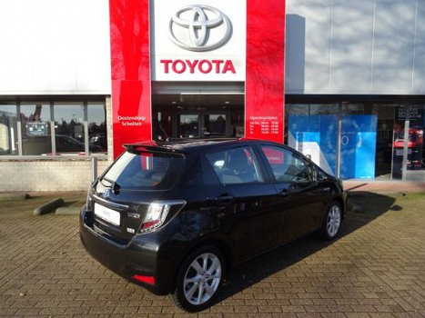 Toyota Yaris - 1.5 Full Hybrid Dynamic / Panoramadak / Navigatie / Parkeercamera / Climate Control / - 1