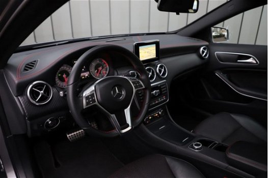 Mercedes-Benz A-klasse - 220 CDI Aut7 170PK AMG Clima Navi Leder Panoramadak 2014 - 1