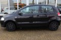 Volkswagen Fox - 1.2 Comfortline Stuurpomp/Radio/Cd/APK 09-2020 - 1 - Thumbnail