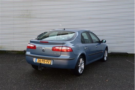 Renault Laguna - 1.8-16V Tech Line Navi trekhaak Ecc - 1