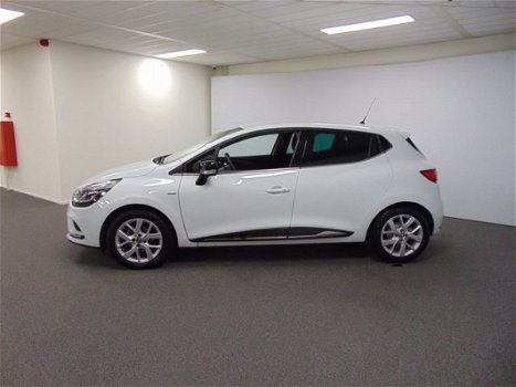 Renault Clio - 0.9 TCe Limited Navigatie, Achteruitrijcamera, Airco, Cruise controle, - 1